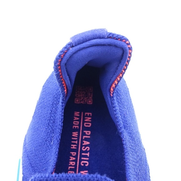 NEW adidas Ultraboost 22 Running Shoes GX3061 Legacy Indigo - Picture 6 of 9